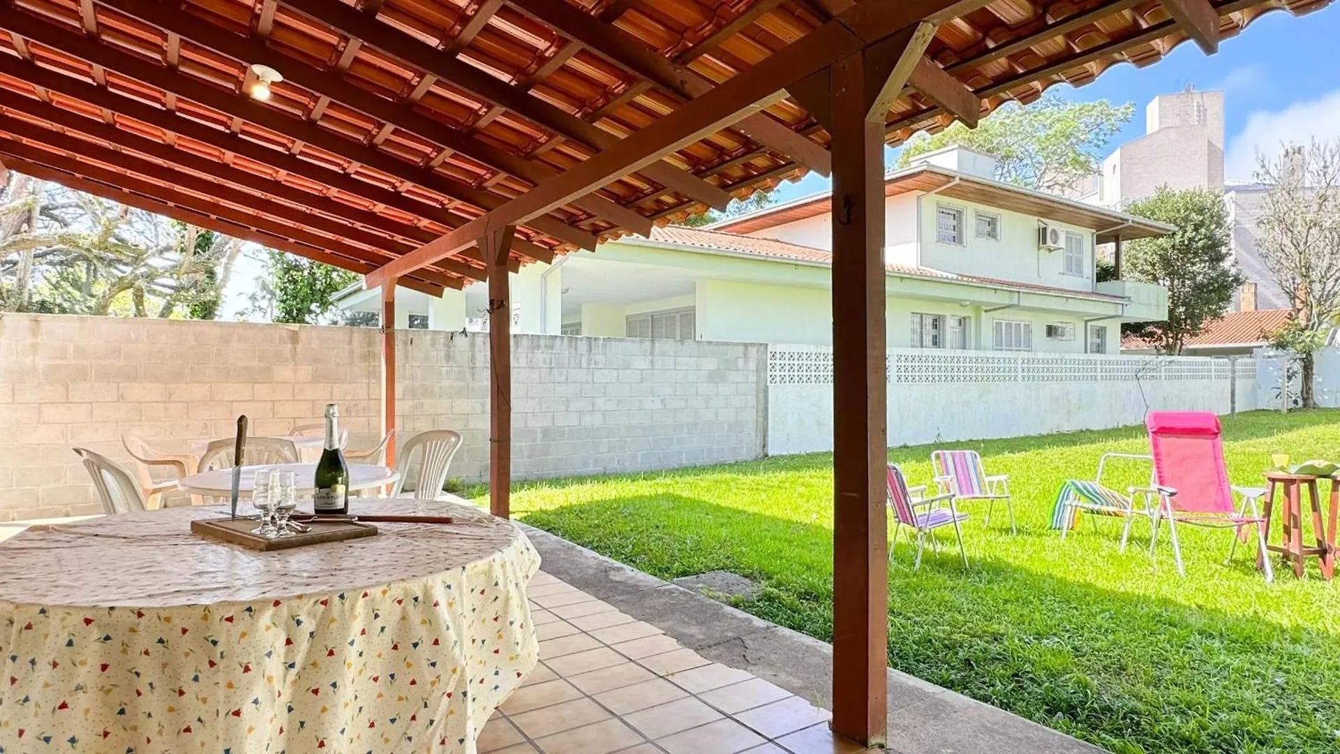 Casa Aconchegante A 100 Metros Da Praia - Ndi006 Florianópolis 0*,  Brazílie
